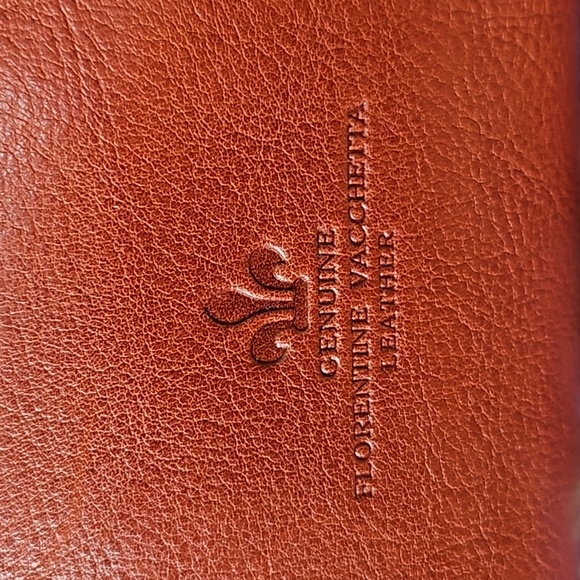 Dooney & Bourke Florentine Crossbody Satchel - Like New! - Picture 4 of 10